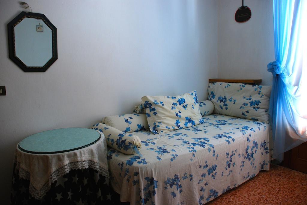 Bed And Breakfast Il Girasole Lamporecchio Quarto foto
